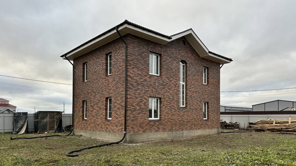 Загородный дом в п. Аннолово